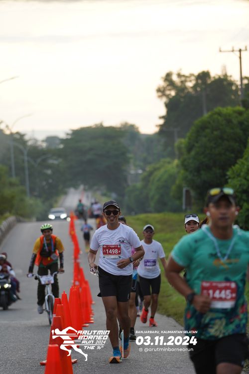Race photo from Arutmin Borneo Run 2024