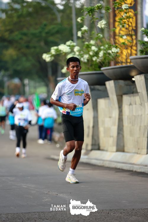 Race photo from Taman Budaya x BOGORUN 2025