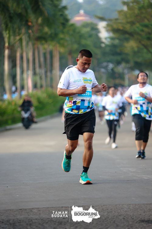Race photo from Taman Budaya x BOGORUN 2025