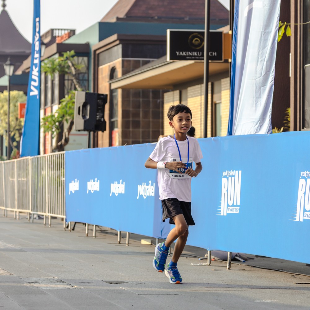 Race photo from YUK TRAVEL RUN