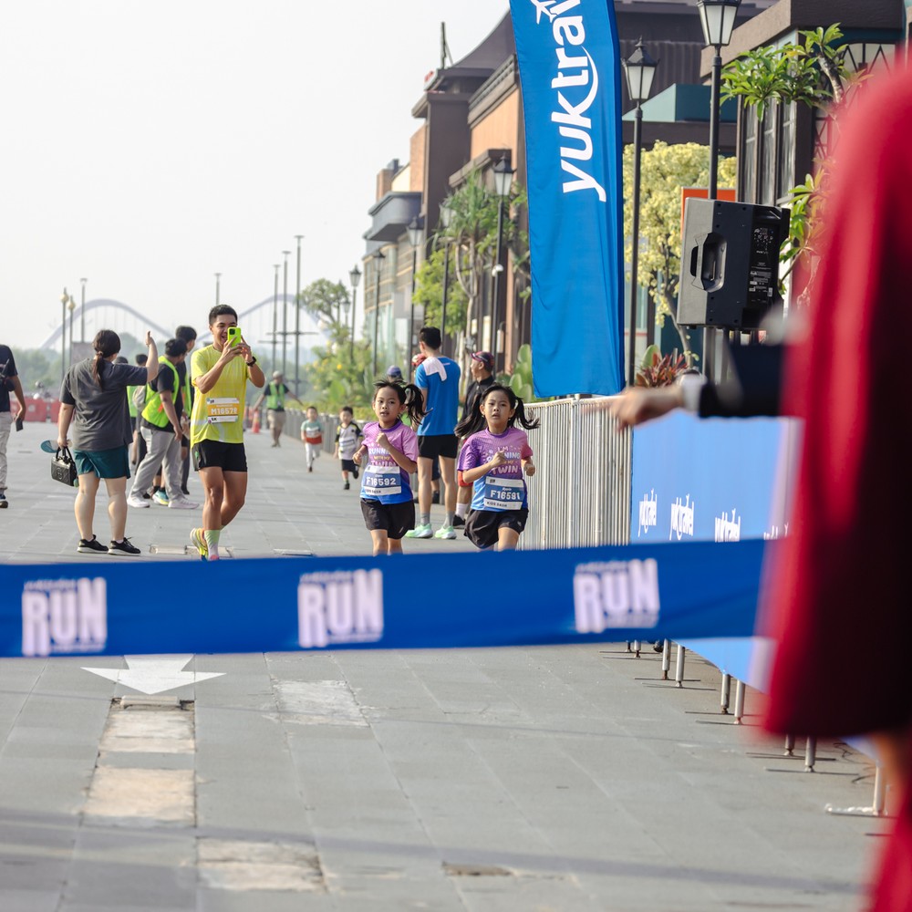 Race photo from YUK TRAVEL RUN