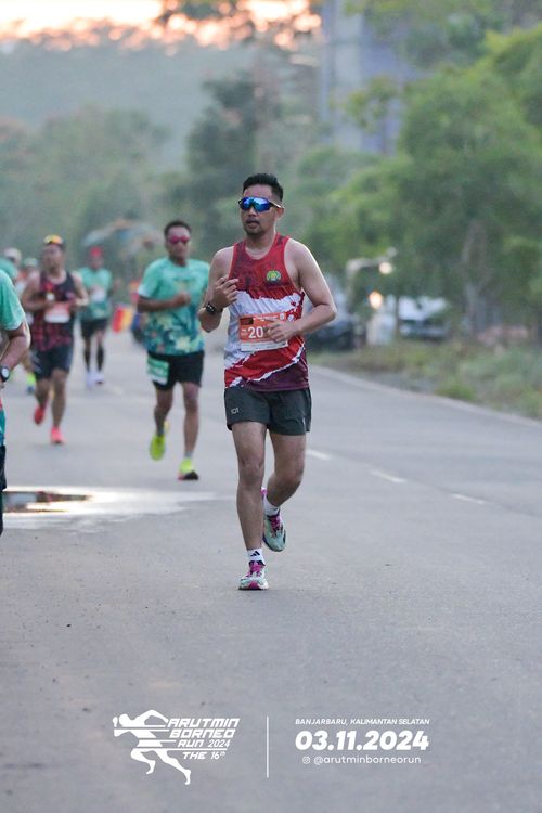 Race photo from Arutmin Borneo Run 2024
