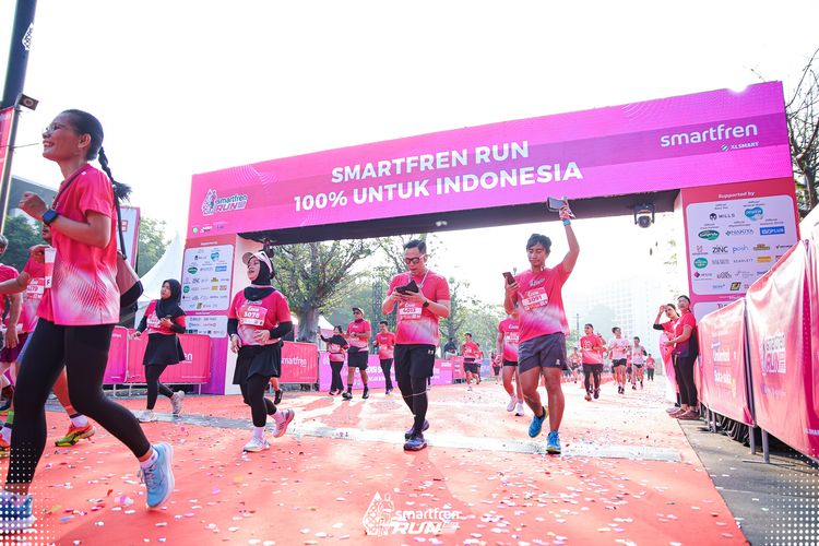 Race photo from Smartfren Run 2025 