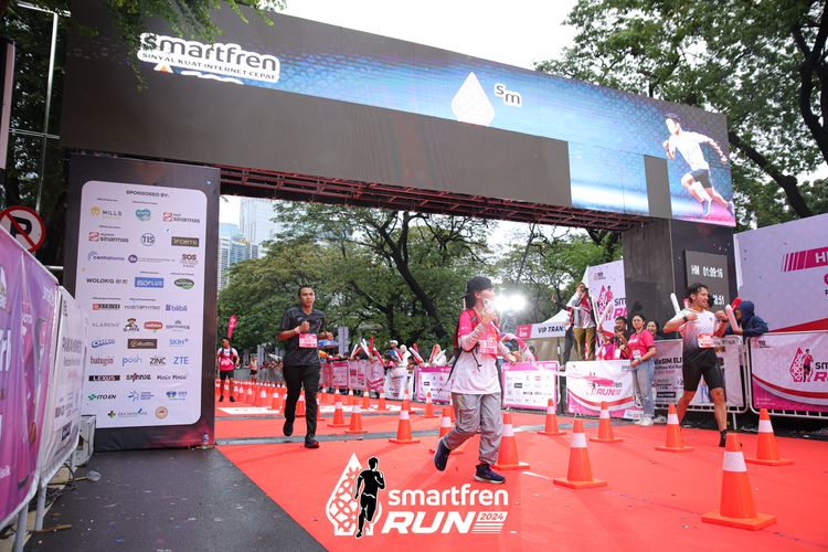 Race photo from Smartfren Run 2024