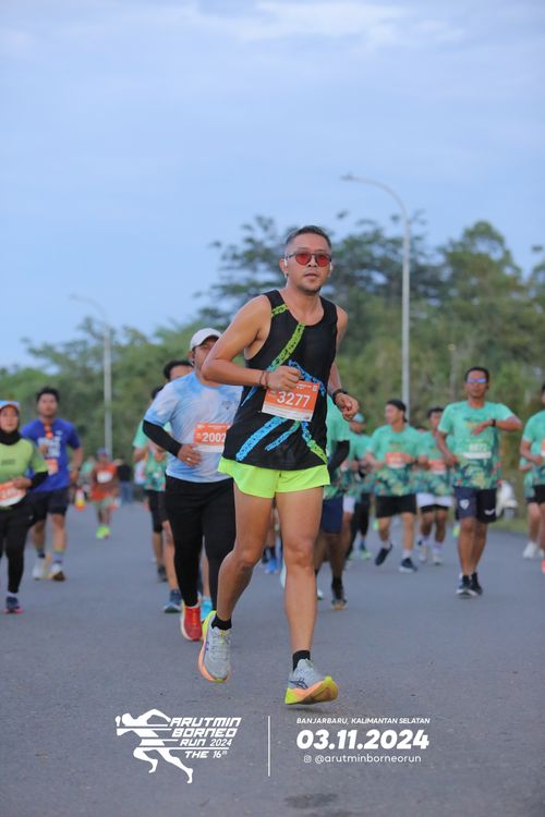 Race photo from Arutmin Borneo Run 2024
