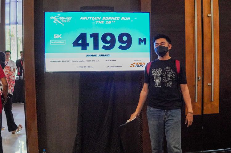 Race photo from Arutmin Borneo Run 2024