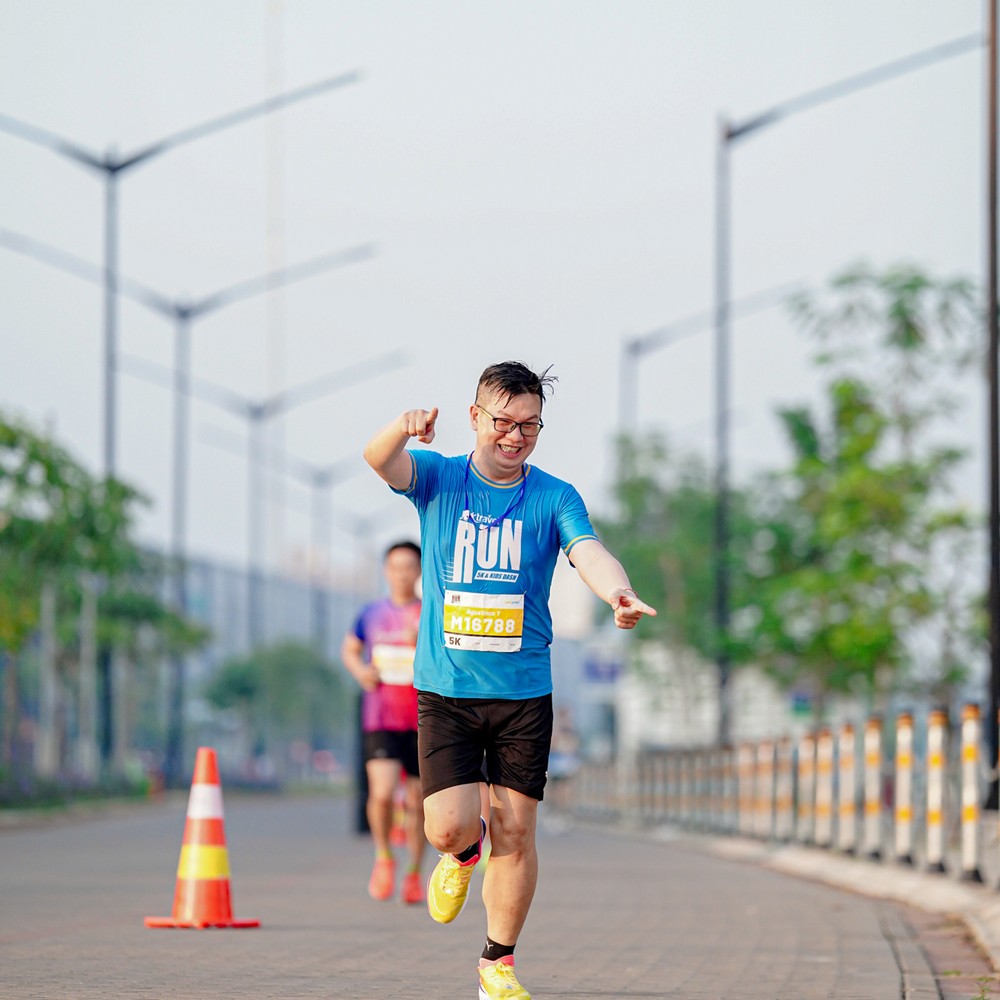 Race photo from YUK TRAVEL RUN