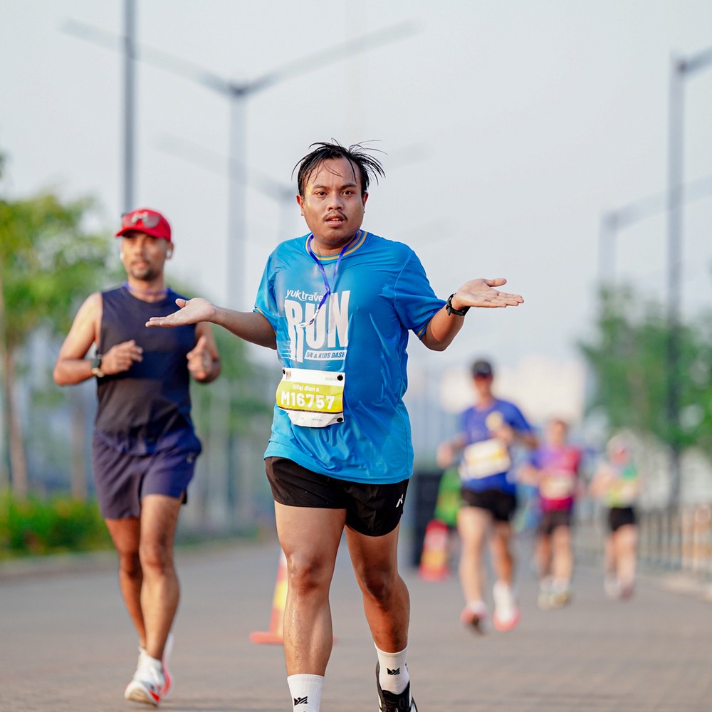 Race photo from YUK TRAVEL RUN