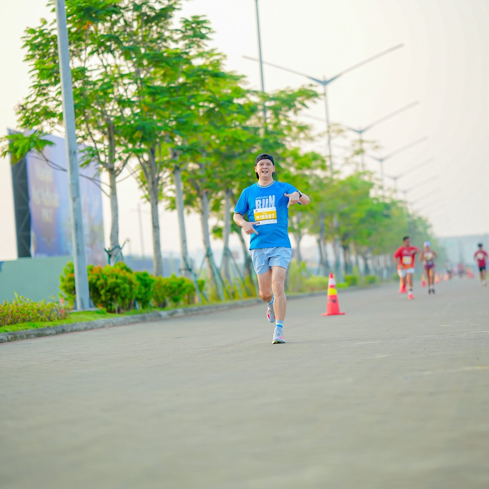 Race photo from YUK TRAVEL RUN