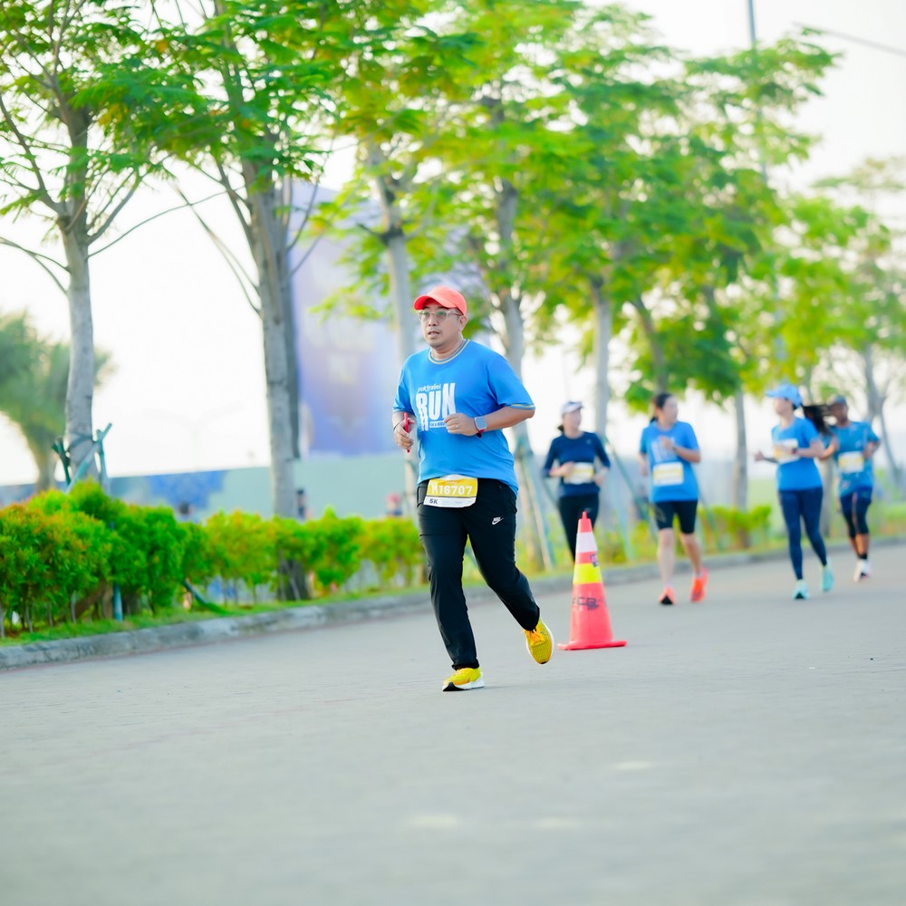 Race photo from YUK TRAVEL RUN