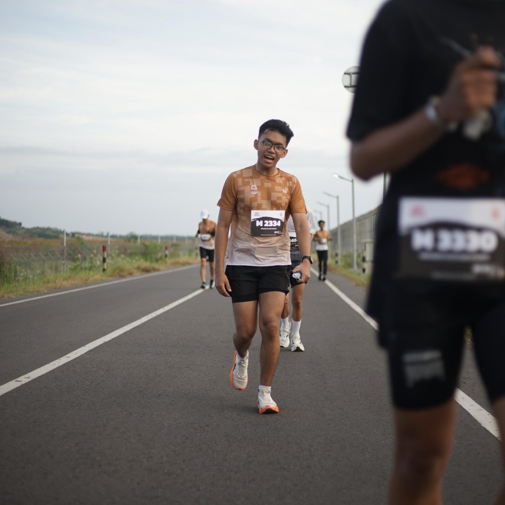 Race photo from KEDIRI HALF MARATHON 2026