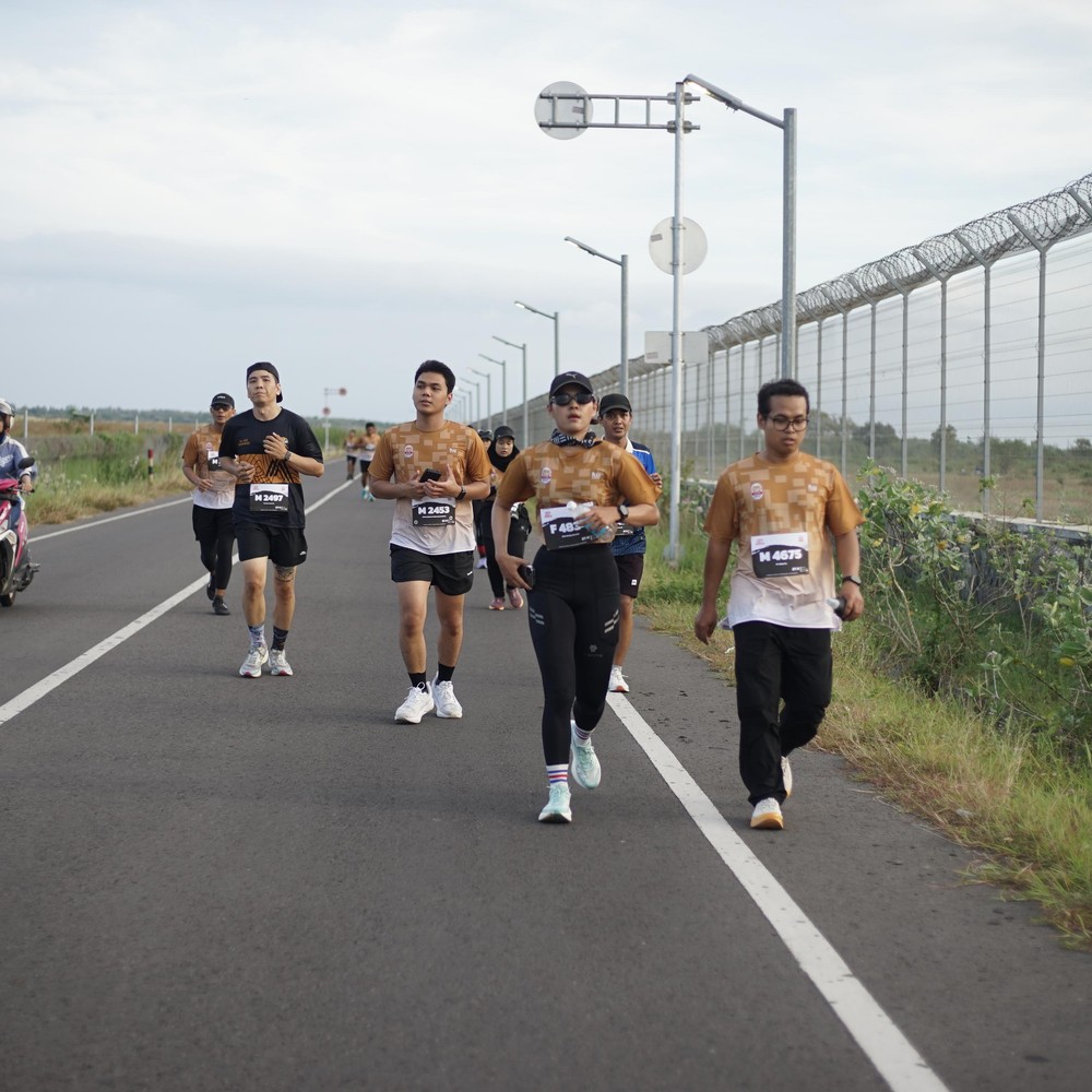 Race photo from KEDIRI HALF MARATHON 2026