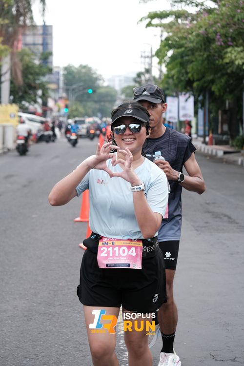 Race photo from Isoplus Run 2024 Surabaya