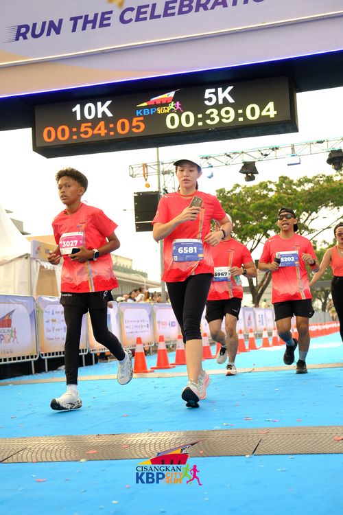 Race photo from CISANGKAN KBP CITY RUN 2025