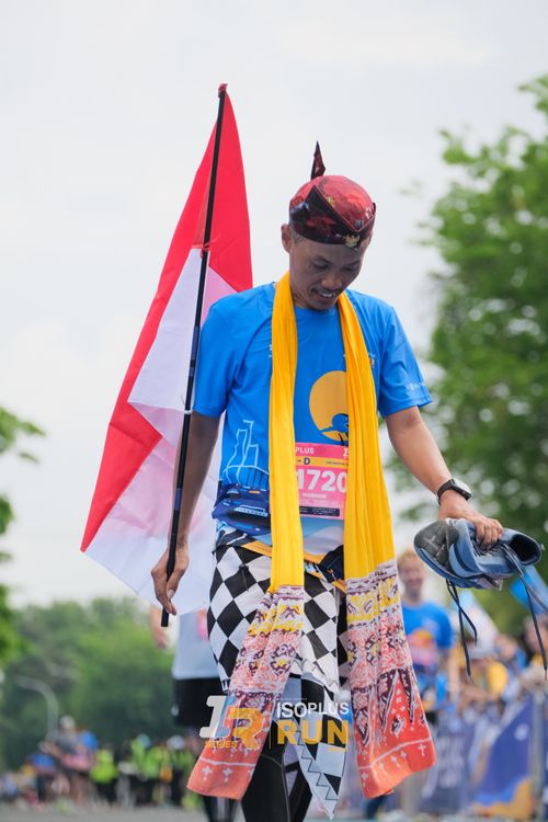 Race photo from Isoplus Run 2024 Surabaya