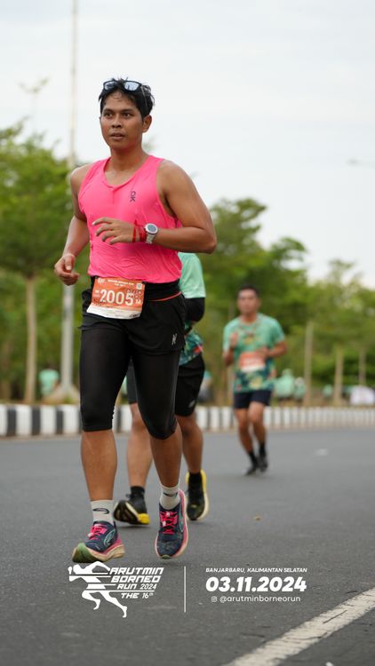 Race photo from Arutmin Borneo Run 2024