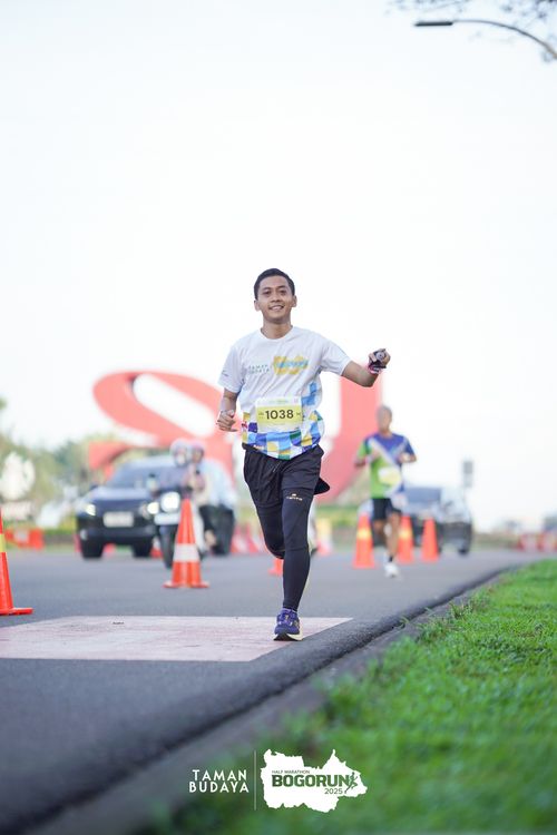 Race photo from Taman Budaya x BOGORUN 2025