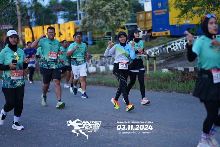 Race photo from Arutmin Borneo Run 2024