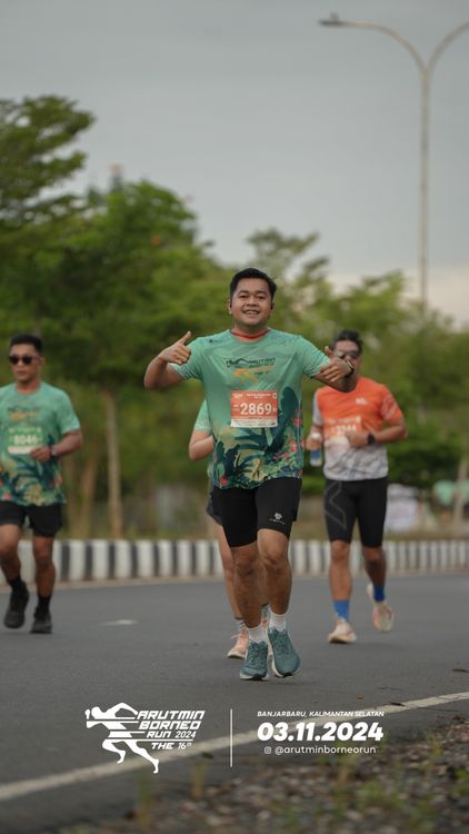 Race photo from Arutmin Borneo Run 2024