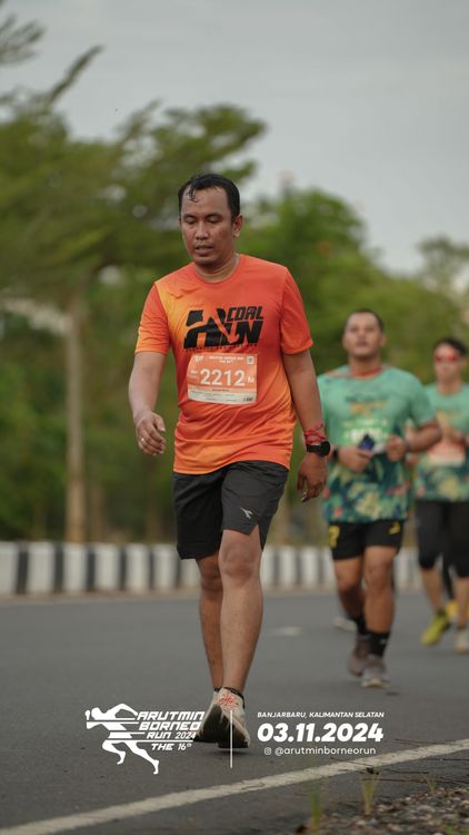 Race photo from Arutmin Borneo Run 2024