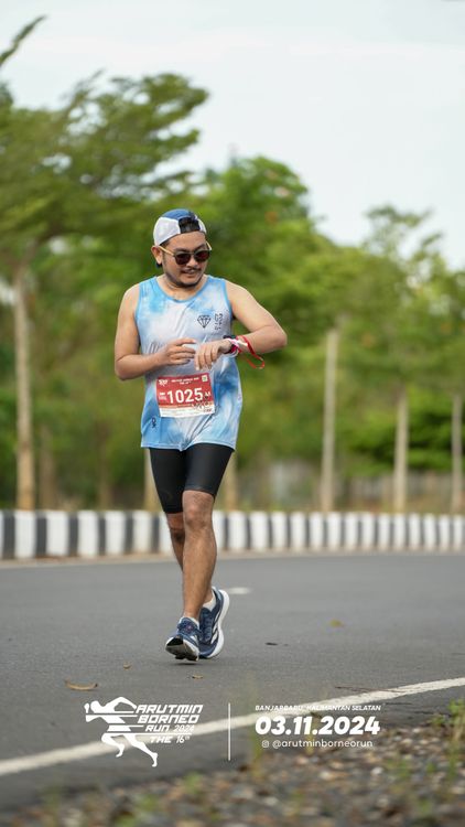 Race photo from Arutmin Borneo Run 2024