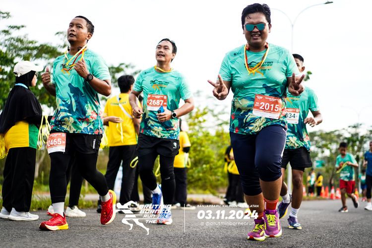 Race photo from Arutmin Borneo Run 2024
