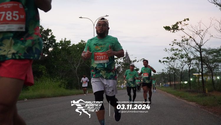 Race photo from Arutmin Borneo Run 2024