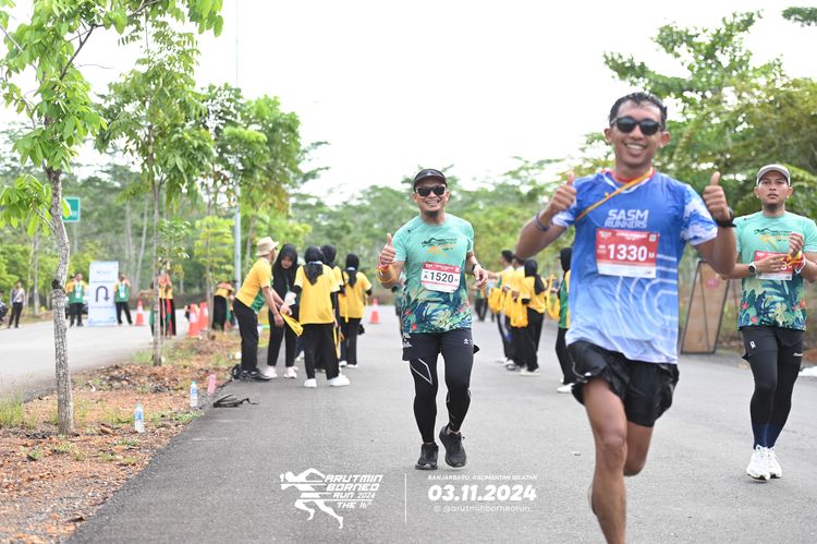 Race photo from Arutmin Borneo Run 2024