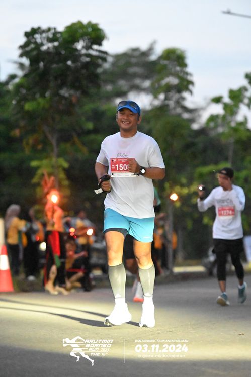 Race photo from Arutmin Borneo Run 2024