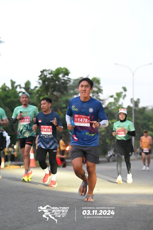 Race photo from Arutmin Borneo Run 2024
