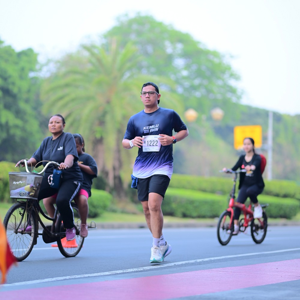 Race photo from KEMLU RUN 2026