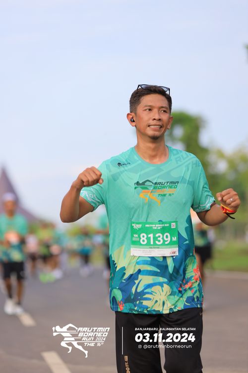 Race photo from Arutmin Borneo Run 2024
