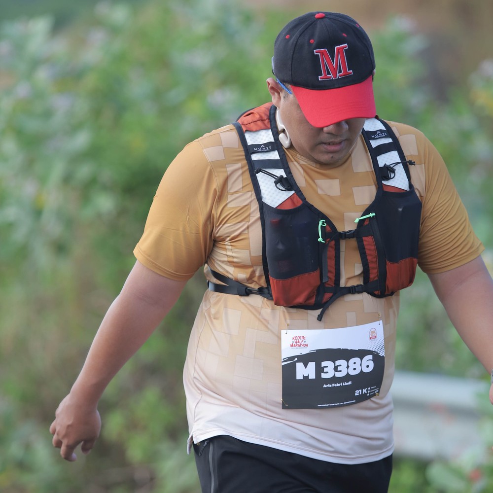 Race photo from KEDIRI HALF MARATHON 2026