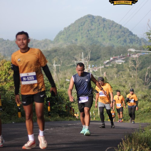 Race photo from KELUD VERTICAL CHALLENGE 2025