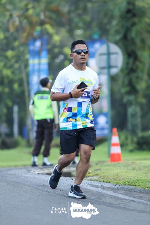 Race photo from Taman Budaya x BOGORUN 2025