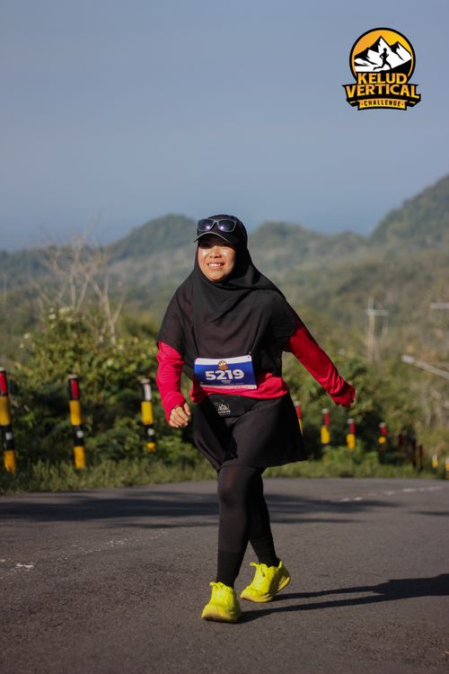 Race photo from Kelud Vertical Challenge 2024