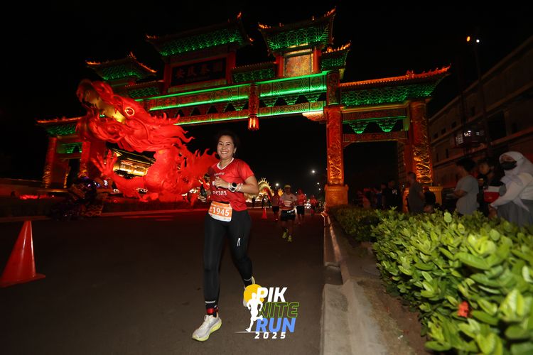 Race photo from PIK NITE RUN 2025