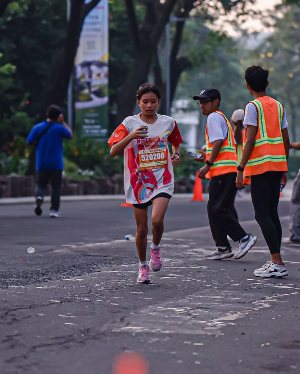Race photo from NOTARACE 2025