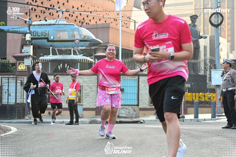 Race photo from Smartfren Run 2025 
