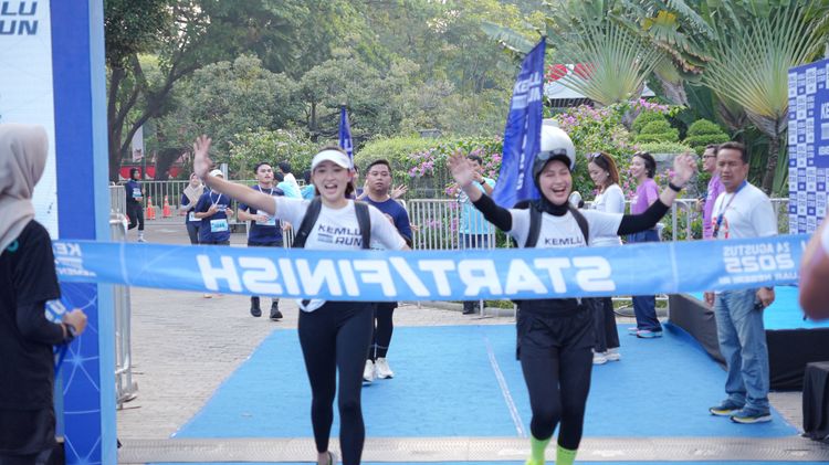 Race photo from KEMLU RUN 2025
