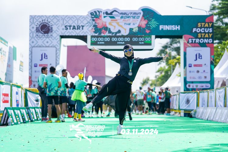 Race photo from Arutmin Borneo Run 2024