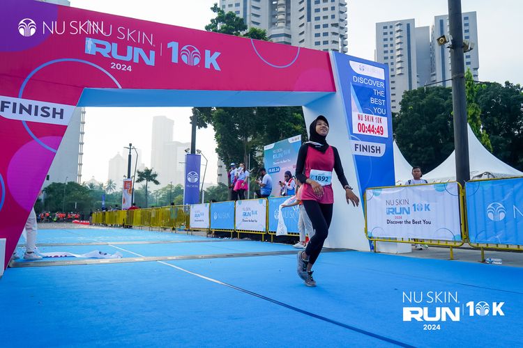 Race photo from Nu Skin Run 10K