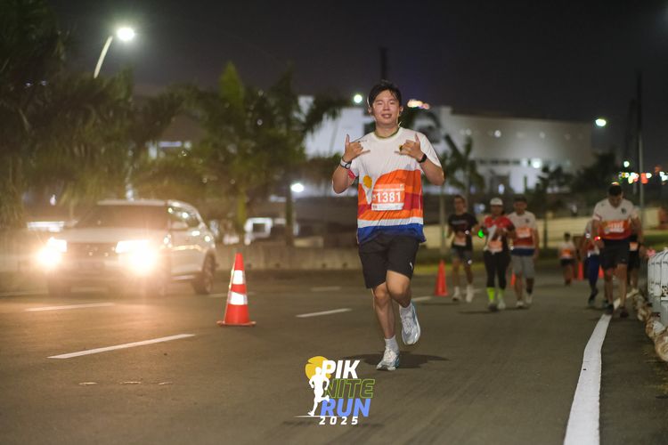 Race photo from PIK NITE RUN 2025