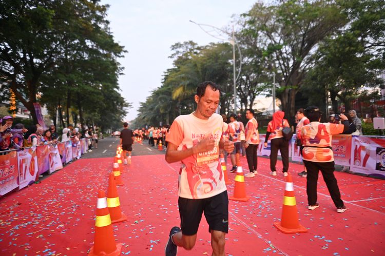 Race photo from NOTARACE 2025