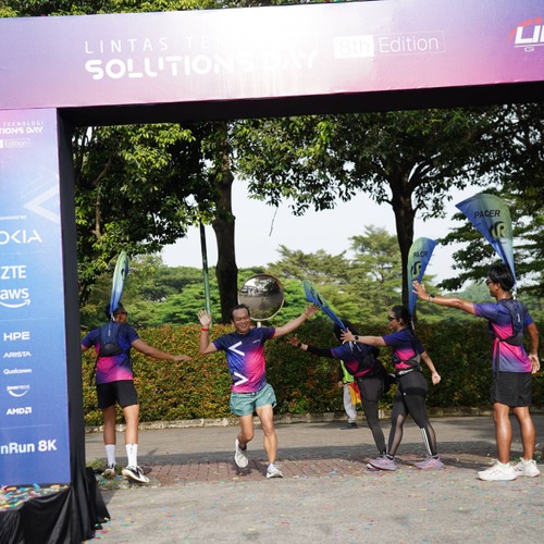 Race photo from LINTAS TEKNOLOGI SOLUTIONS DAY