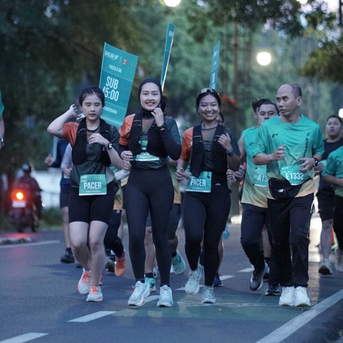 Race photo from BAUR RUN 2025