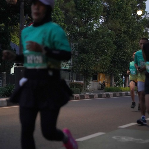 Race photo from BAUR RUN 2025