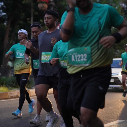 Race photo from BAUR RUN 2025