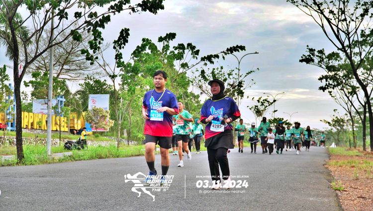 Race photo from Arutmin Borneo Run 2024