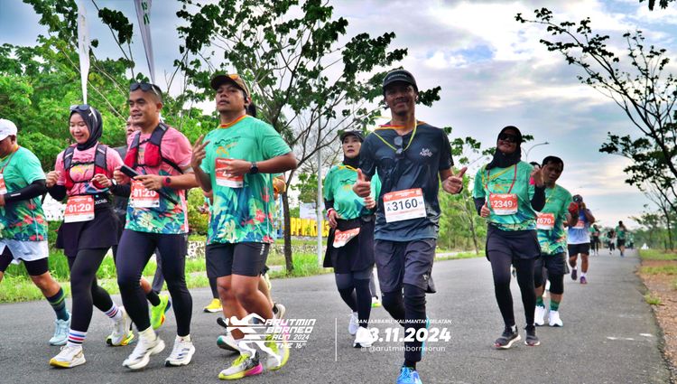 Race photo from Arutmin Borneo Run 2024